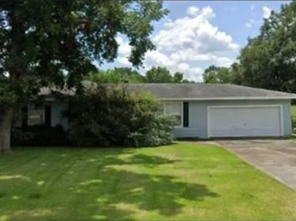 623 Victor Dr, Port Neches, TX 77651