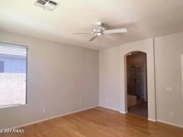 2821 E Tyson St — Photo 16