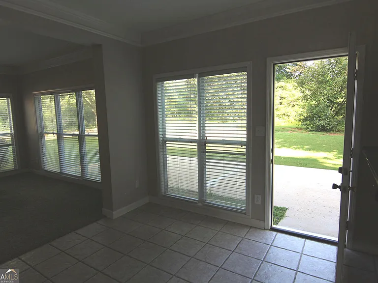 104 Inverrary Ct — Photo 15