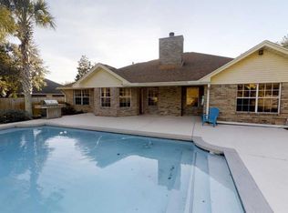 2072 Pritchard Point Dr, Navarre, FL 32566
