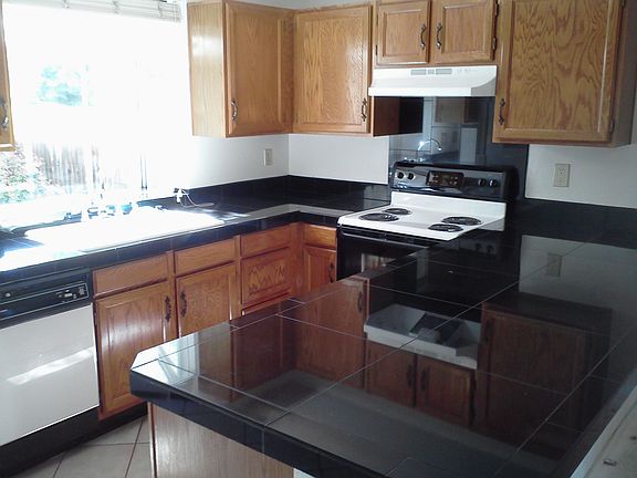 New Kitchen Counter