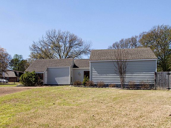 3rd image of 5818 Bobbitt Dr