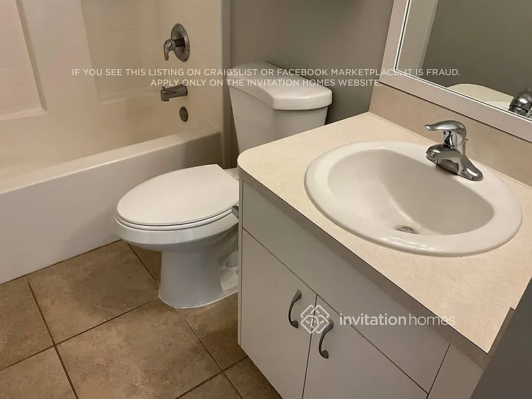 802 Autumn St SE — Photo 17