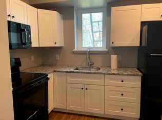 41 4th St #A, Pennsburg, PA 18073