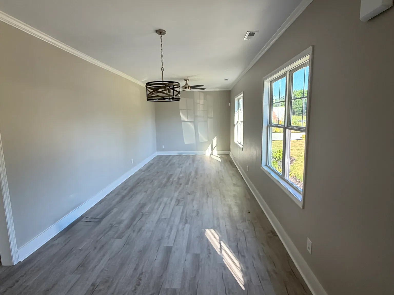 2 bed, $1,800 — Photo 3