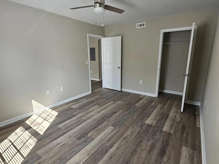 Grayson Apartments — Photo 7