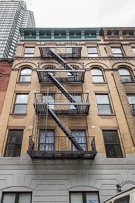 Rented by Bold New York | media 21