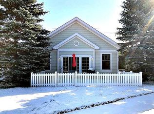 4163 Village Cir UNIT 18, Harbor Springs, MI 49740