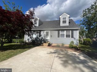 725 Rosa Ave, Croydon, PA 19021