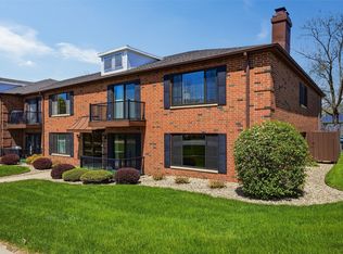 434 29th Street Dr SE APT 10, Cedar Rapids, IA 52403