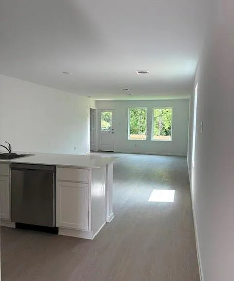 18792 Loom Dr — Photo 2
