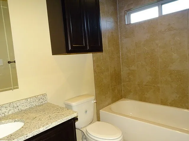 7042 Lakeview Dr #102 — Photo 36