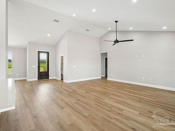 3rd image of 9343 Salter Rd
