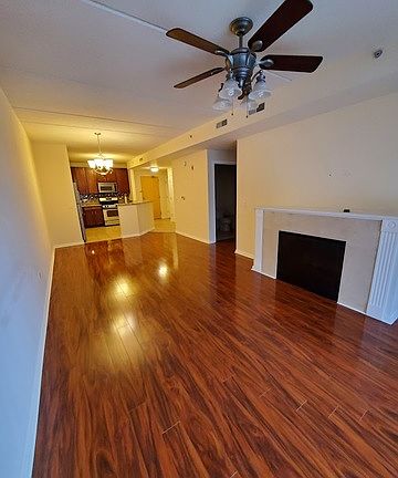 5th image of 656 N Pearson St #C303