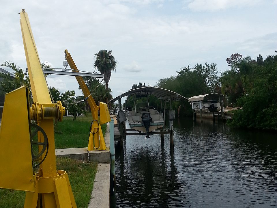View  of  canal