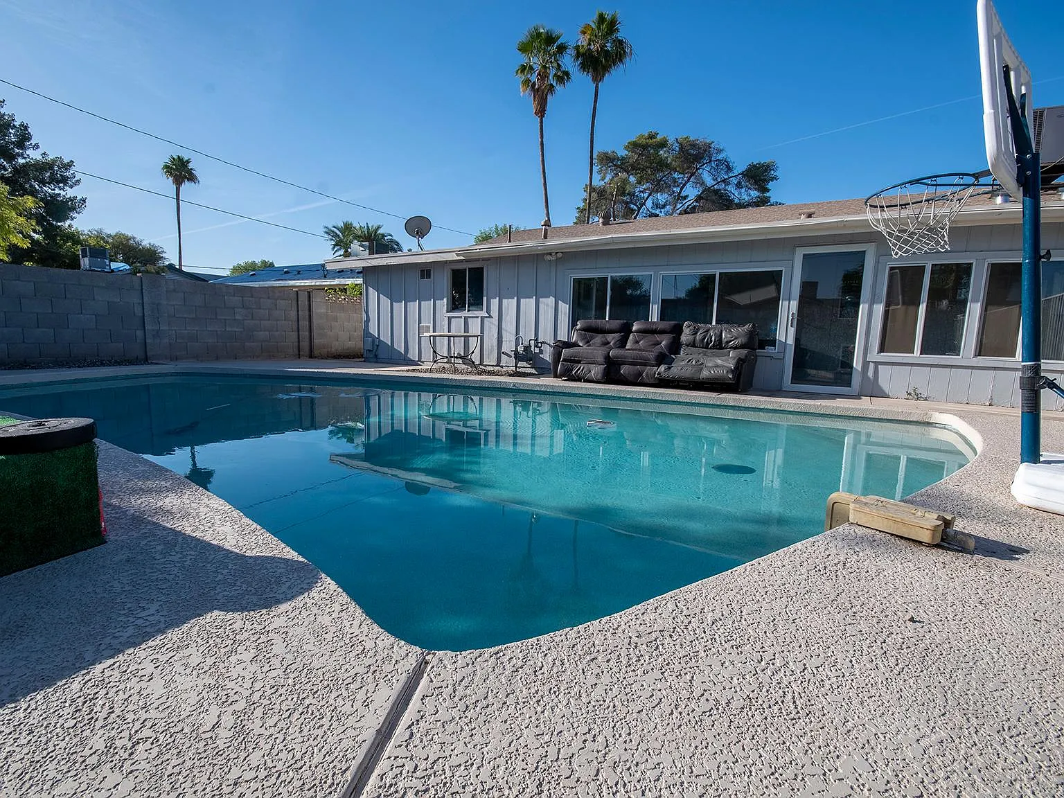 1 bed, 200 sqft, $600 — Photo 4