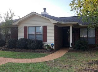 1040 Vineyards Dr, Tuscaloosa, AL 35406