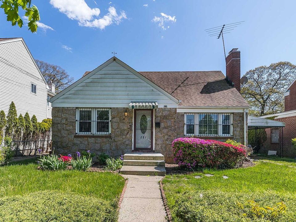 1st image of 171 Hudson Ave