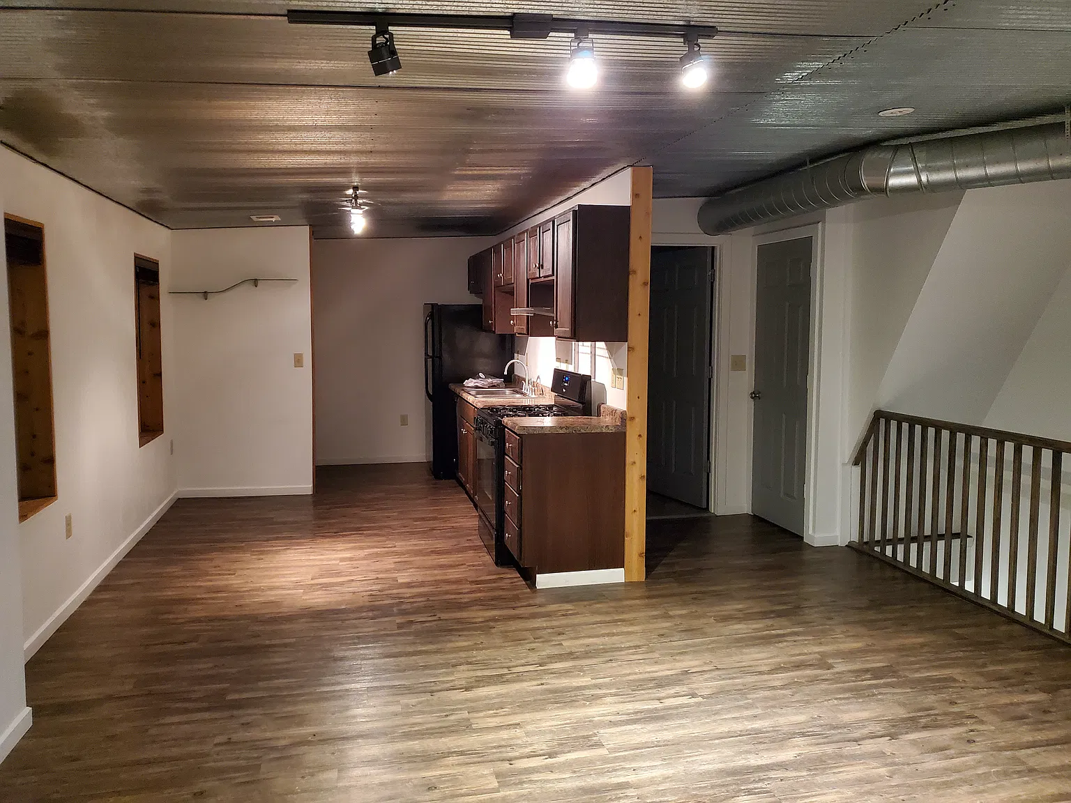 1 bed, 1200 sqft, $1,275 — Photo 1