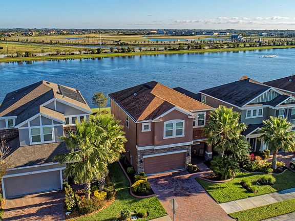 4th image of 8378 Nandina Dr