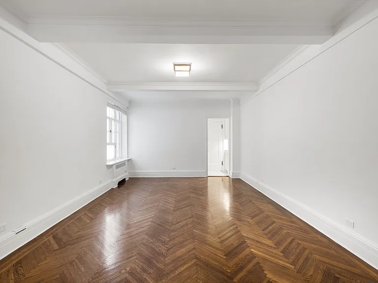 241 Central Park W #4D — Photo 29