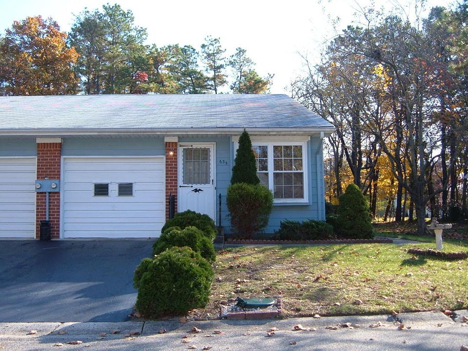 1st image of 63B Yorktowne Pkwy