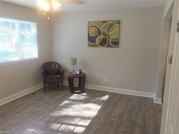 3rd image of 4807 Homewood Dr