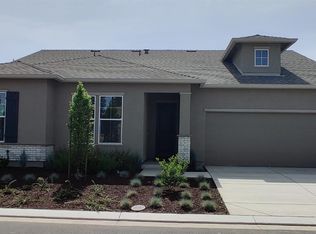 840 River Pointe Cir, Oakdale, CA 95361