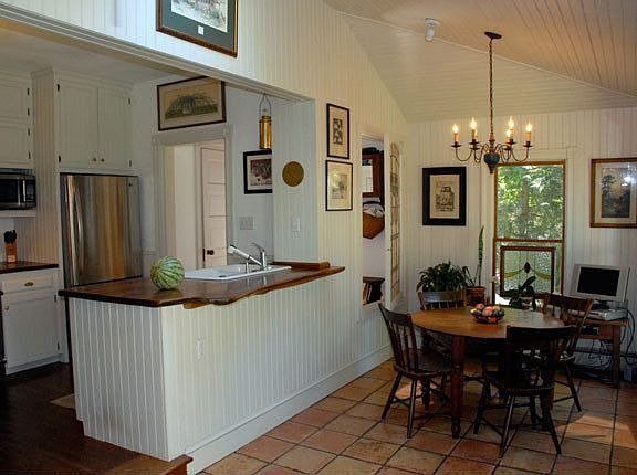 Kitchen and breakfast room