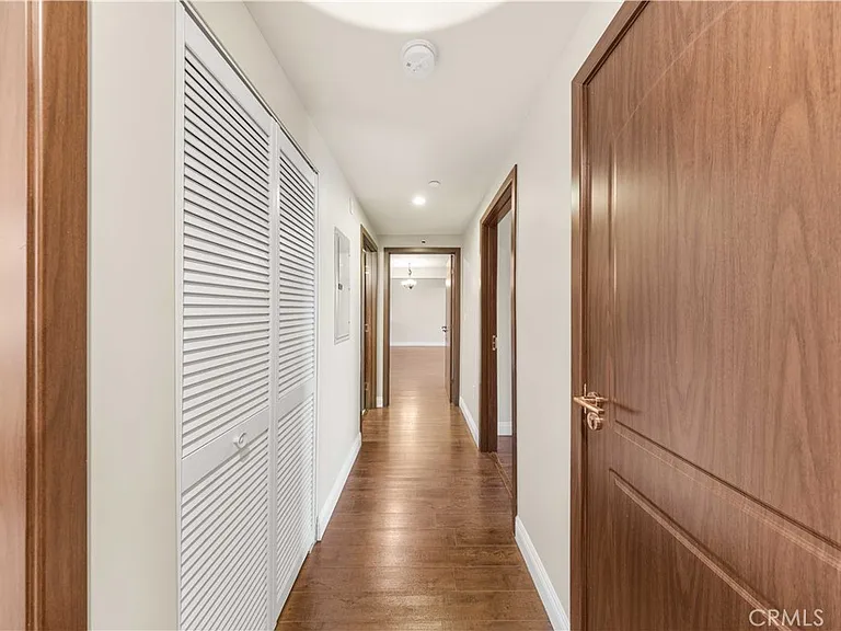 11218 Camarillo St #404 — Photo 13