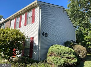 6 Harris Ct, Lawrence Township, NJ 08648
