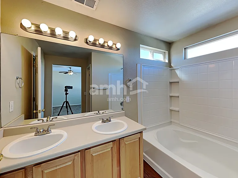1123 S Flatrock Cir — Photo 10