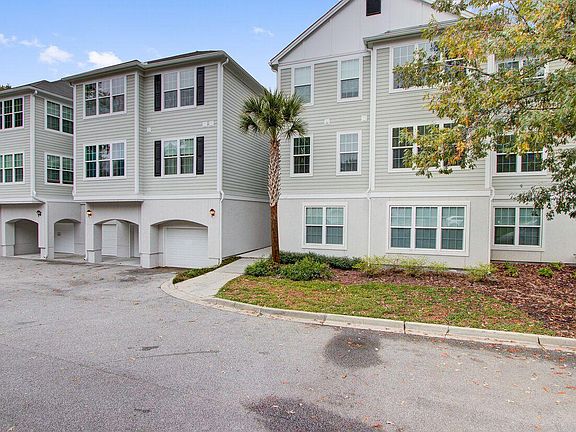 2nd image of 60 Fenwick Hall Aly APT 538