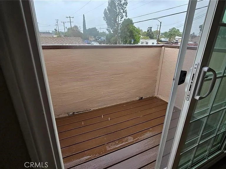 308 N Millard Ave #314 — Photo 12