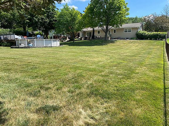 2nd image of 154 S Circle Ave