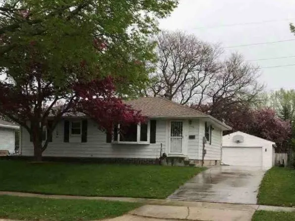 190 36th Ave NW, Rochester, MN 55901