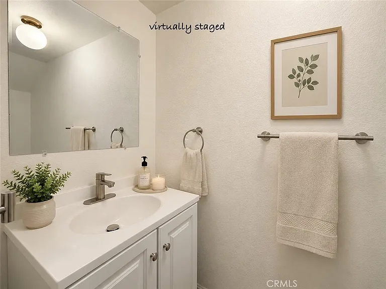 2438 Andreo Ave #B — Photo 17