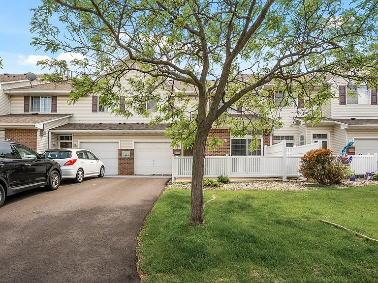 15601 Garnet Way #46 — Photo 32