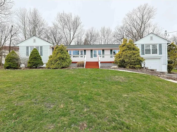 15 Hillside Avenue, Monroe, NY 10950