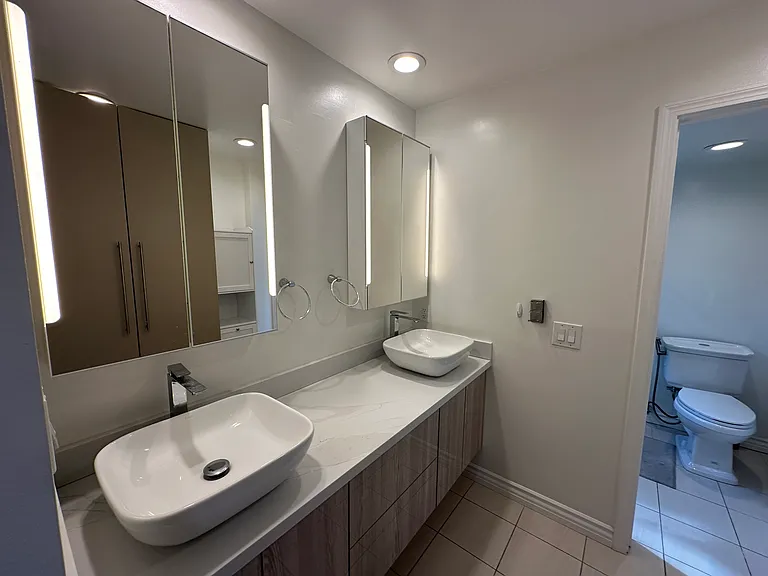 248 W Loraine St #201 — Photo 17