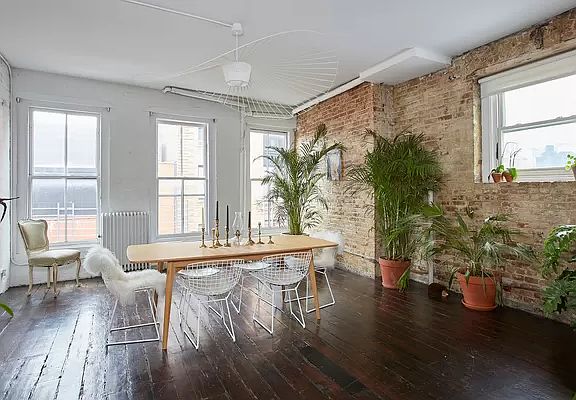 2nd image of 801 Greenwich St #803