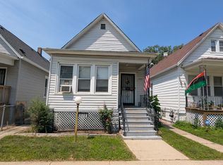 7528 S Dorchester Ave, Chicago, IL 60619