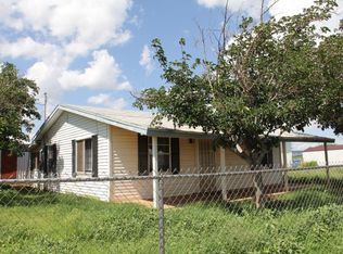 412 E Saguaro Ln, Bisbee, AZ 85603