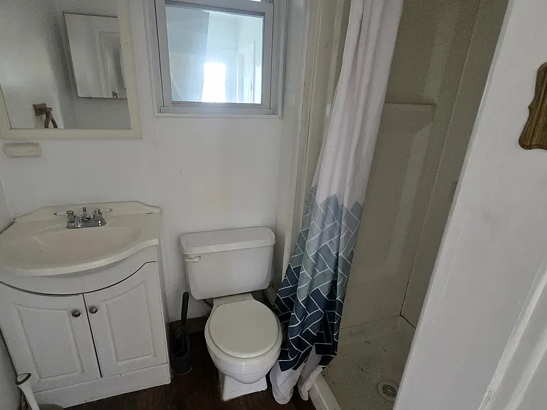 296 Hazle St #1 — Photo 9