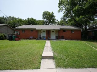 811 Crescent St, Denton, TX 76201