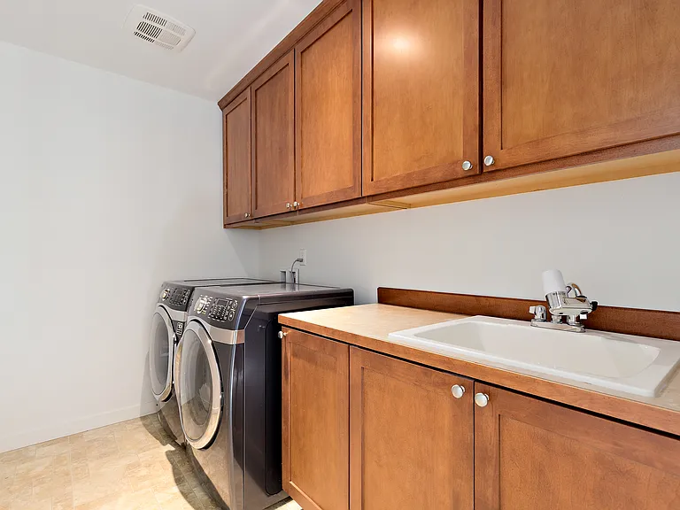 23115 36th Dr SE — Photo 31