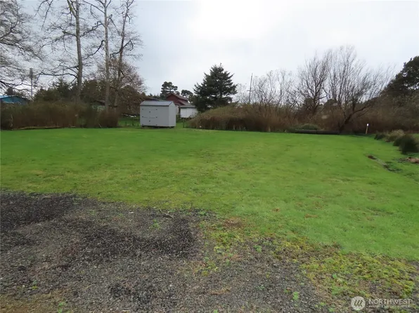 1663 First Avenue, Grayland, WA 98547