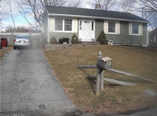 201 Morning Mist Rd, Naugatuck, CT 06770