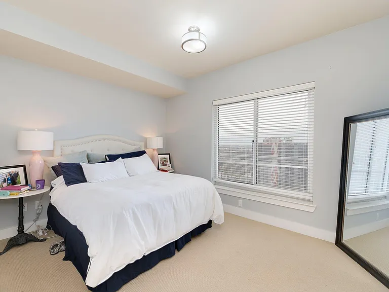 603 Davis St #1808 — Photo 12
