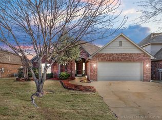 4109 N Oak Ave, Broken Arrow, OK 74012